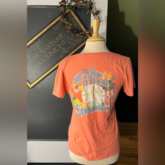 Margaritaville t-shirt. (Inventory tub #1). - Picture 2 of 7